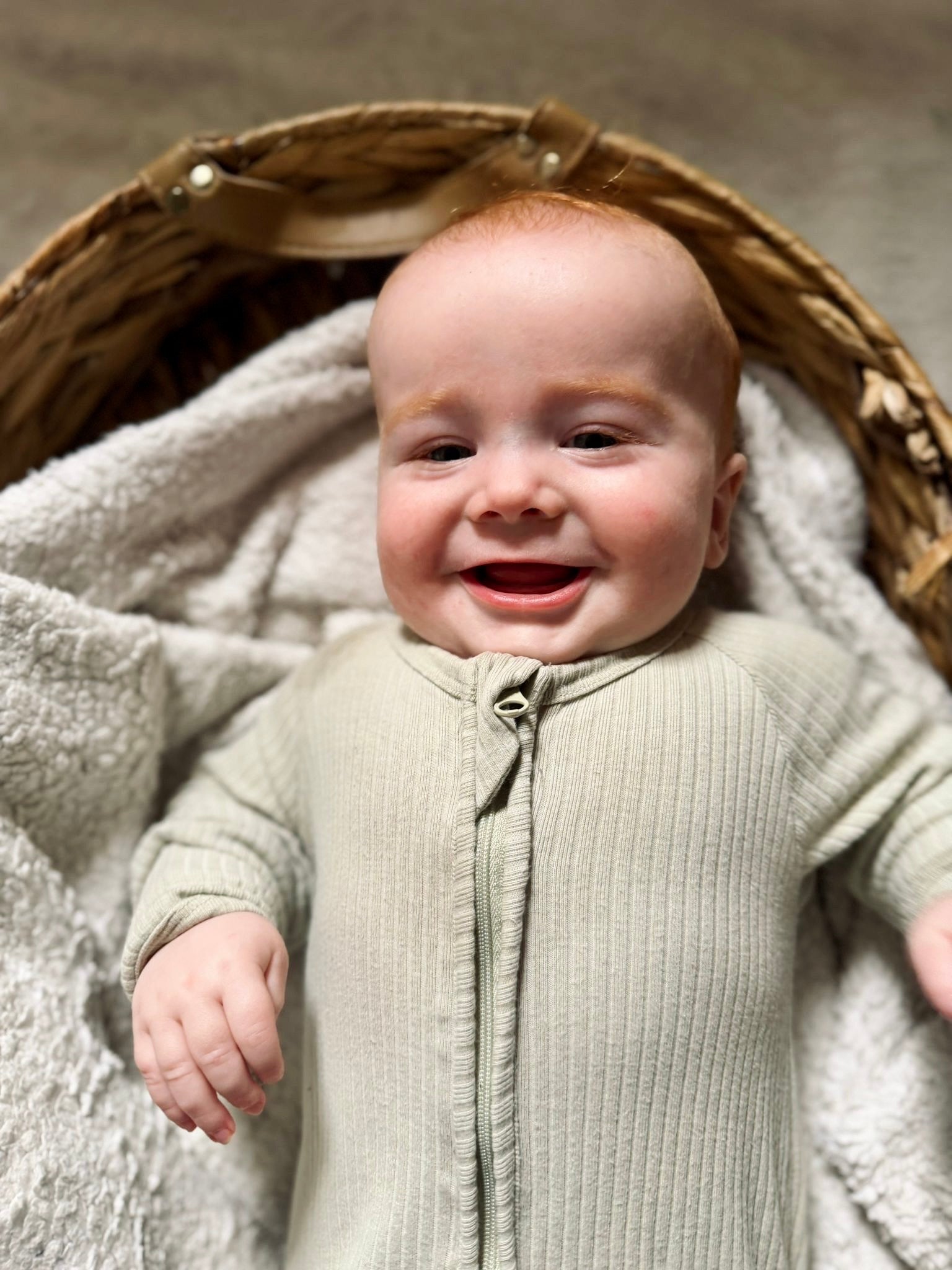 Pistachio sleepsuit