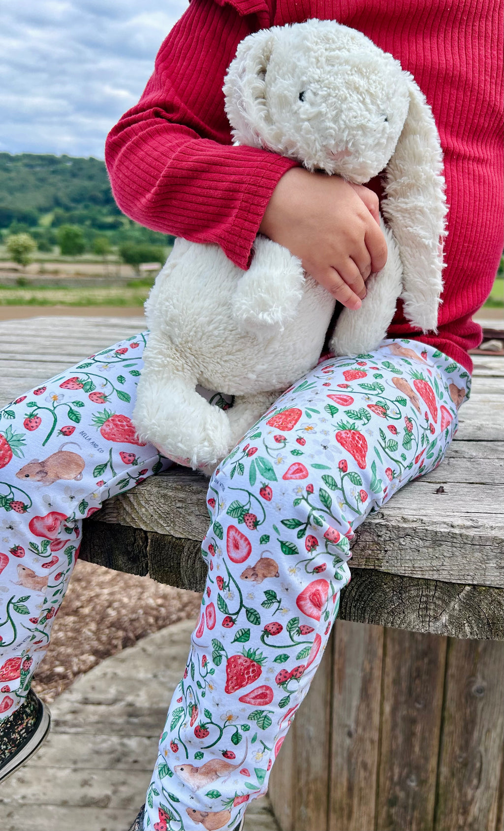 Strawberry mice - handmade leggings