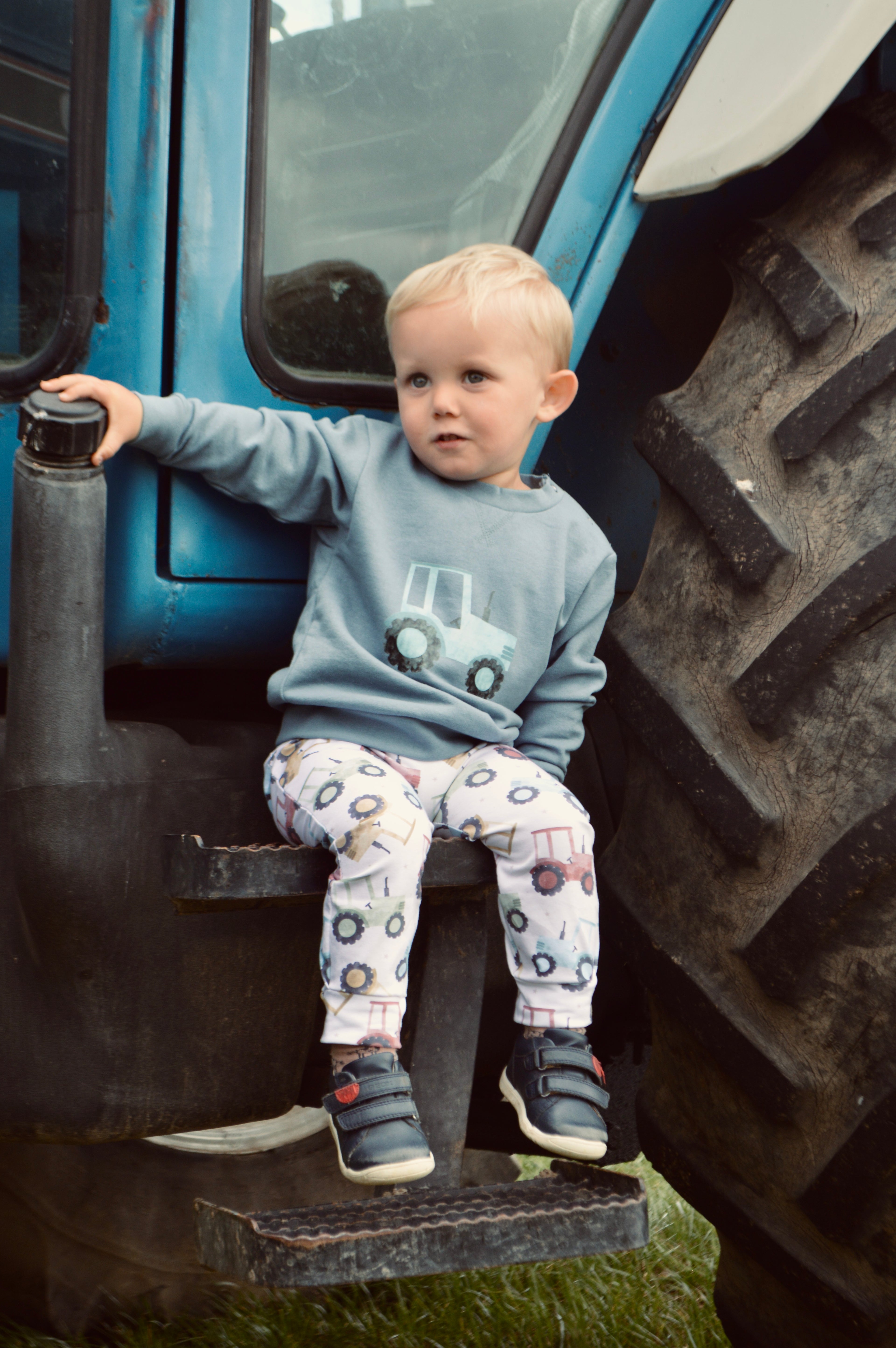 Tractor blue sweatshirt