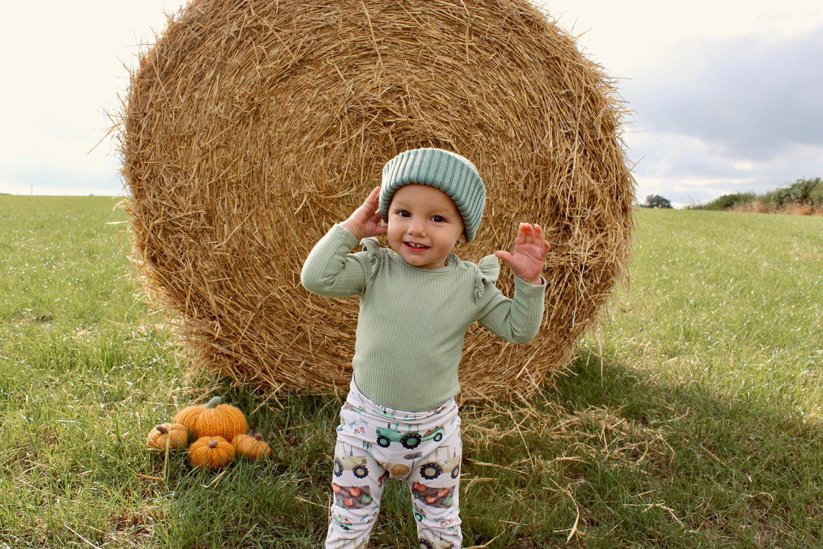 Pumpkin patch - handmade leggings