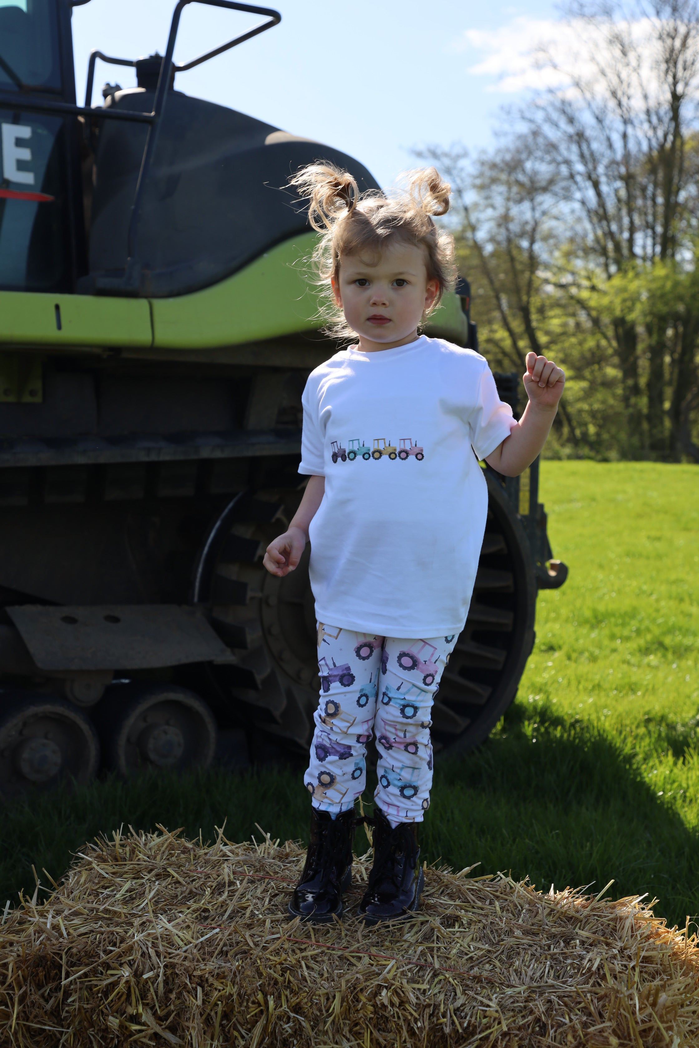 Tract-her handmade leggings