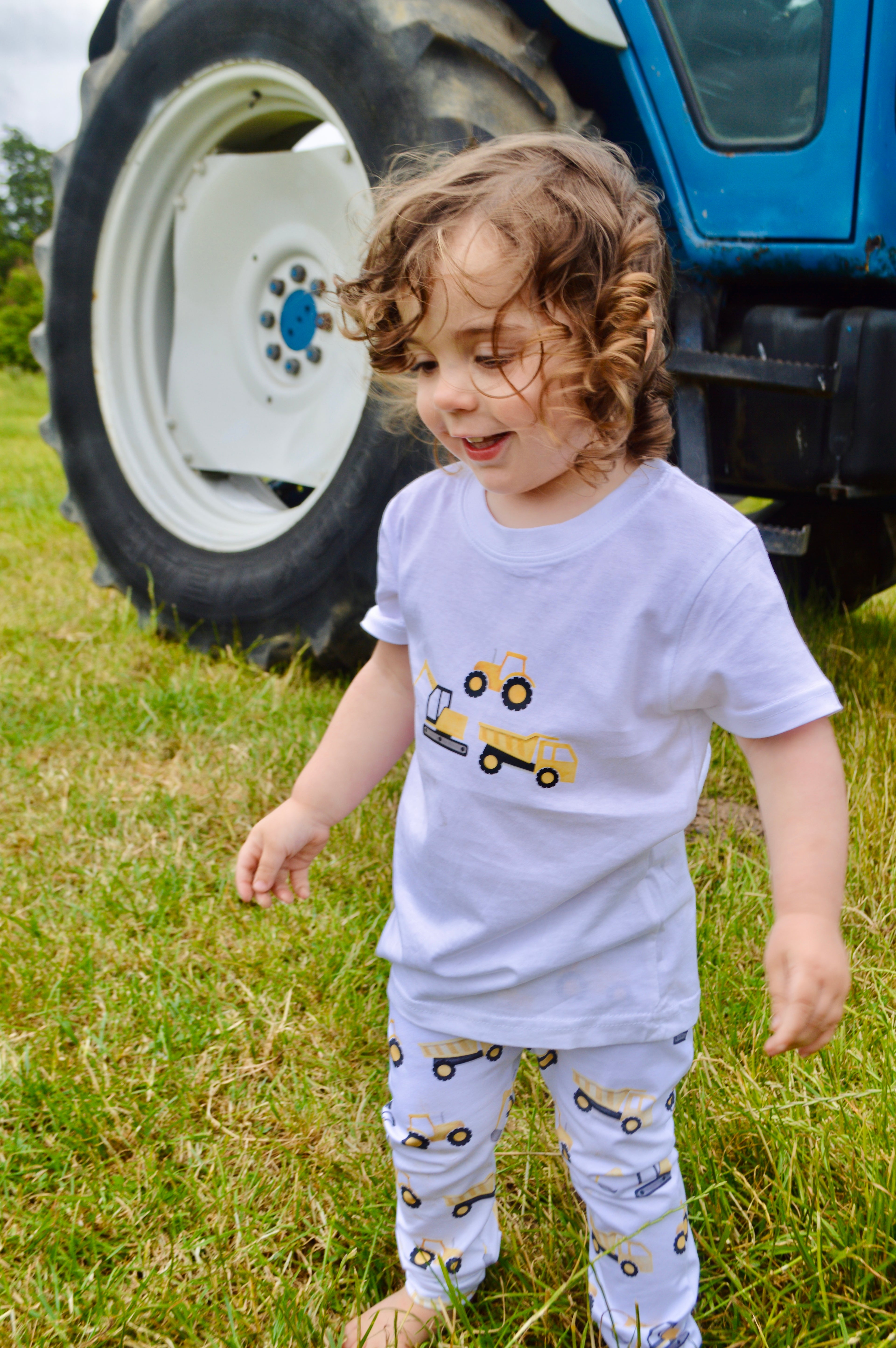 Diggers - White tee